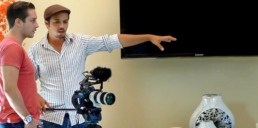 In October, among various projects, we produced two videos for Robot America who asked us to create innovative marketing material to promote their incredible new product: the air cleaner and vacuum Robot Platinum. This company, known for over 60 years for their innovative products, has come up with the latest version of their Robot.
 